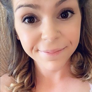 Meet your Posher, Samantha j